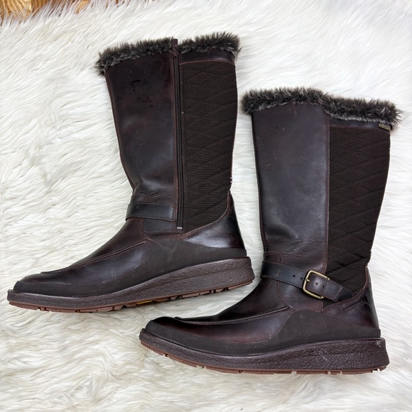 Merrell Dark Brown Quilted Winter Boots - Picture 4 of 9